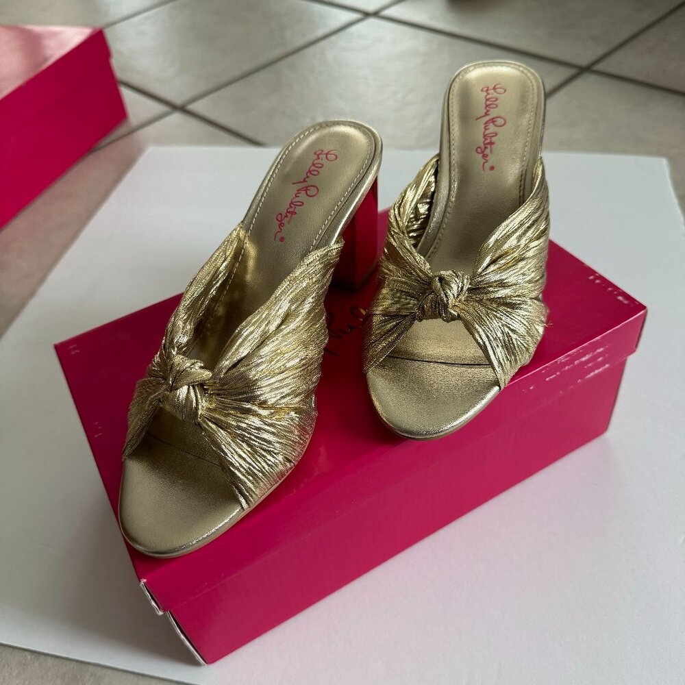 Lilly Pulitzer Sheena Sandal, Size 6M